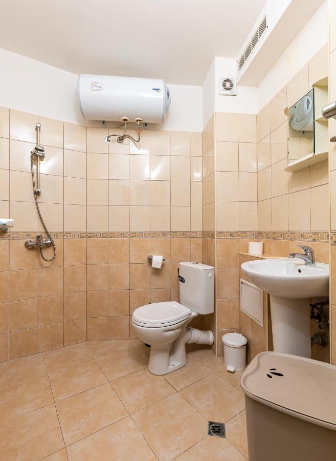 Sunny 1Bd Apartment In Old Town By Flat Mаnager بلوفديف المظهر الخارجي الصورة